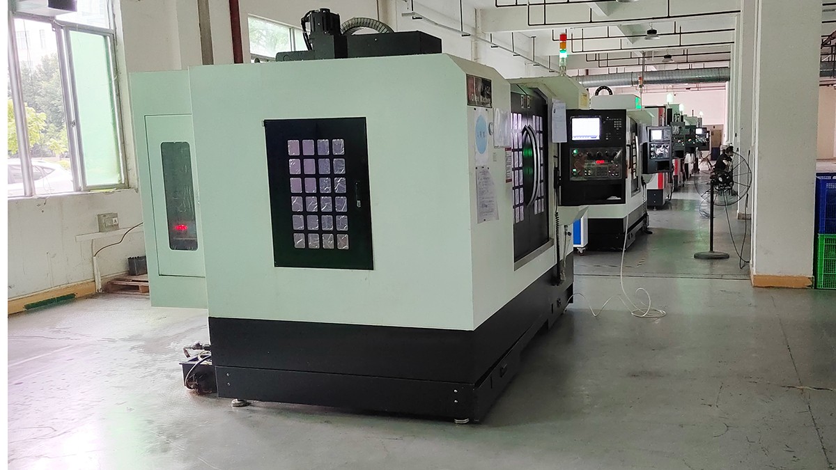 生产工厂 CNC模具.jpg 生产工厂 CNC模具.jpg