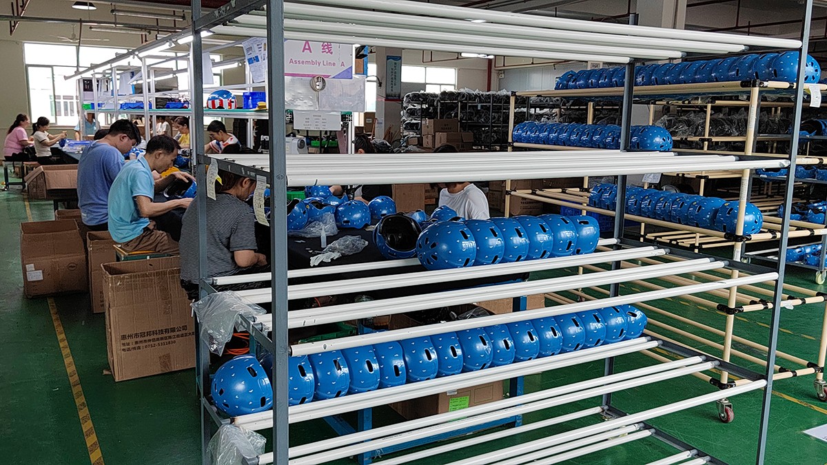 生产工厂 组装.jpg 生产工厂 组装.jpg