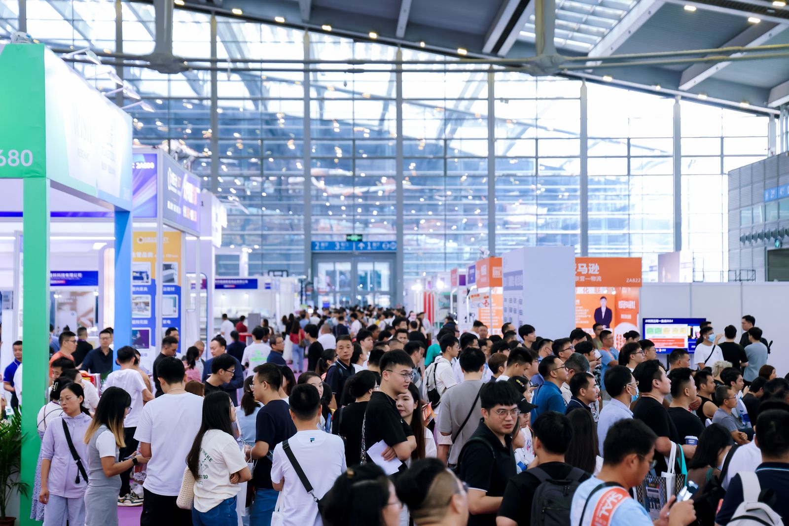 人流9.jpg 人流9.jpg